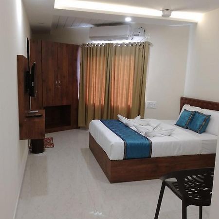 Hotel Rajdhani Mangaluru Zewnętrze zdjęcie